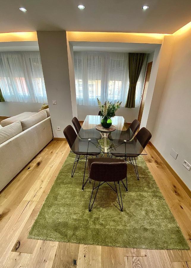 Apartamentos Prestige Malaga Suites エクステリア 写真